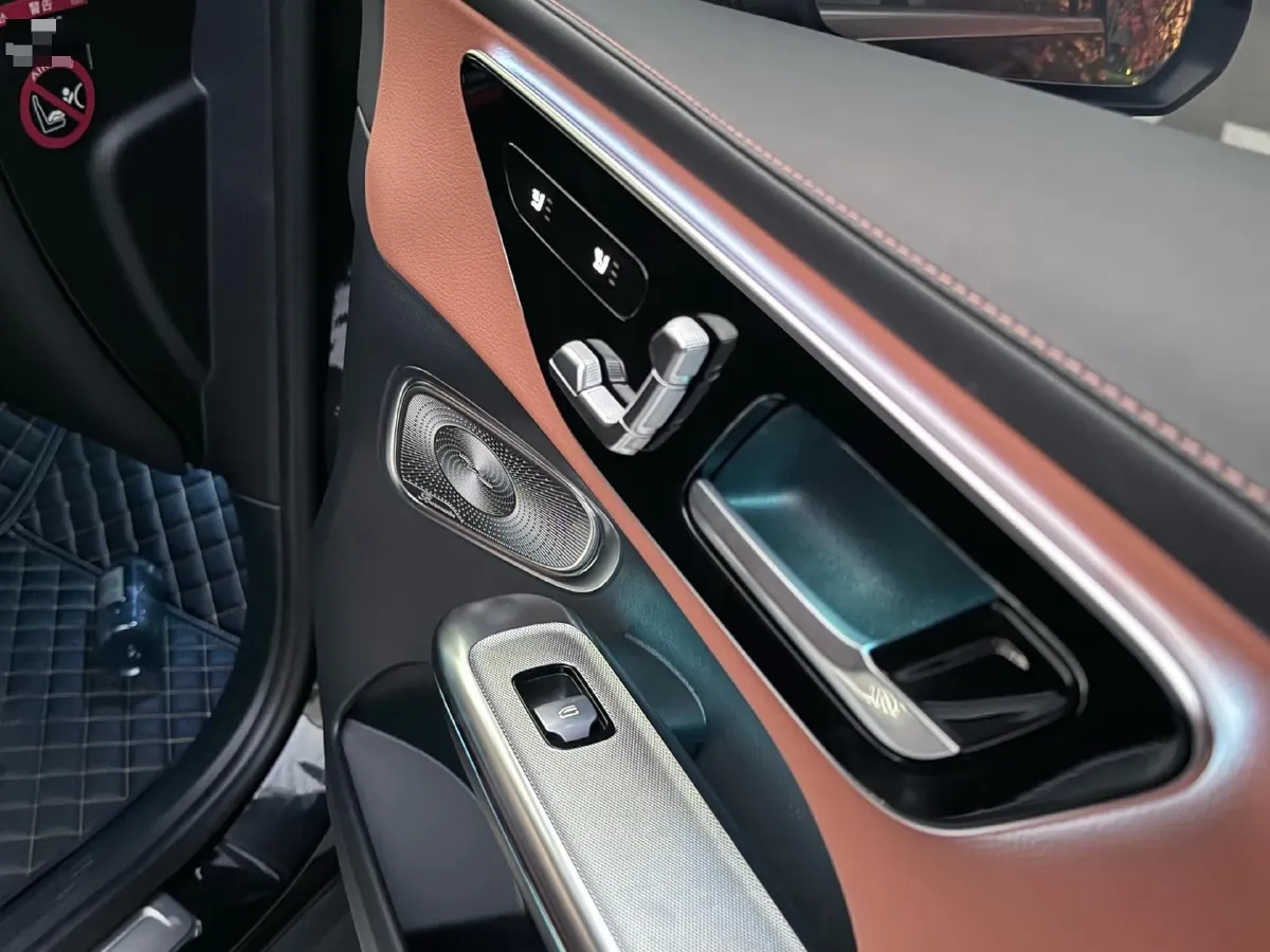 2024 Mercedes-Benz GLC Class 2.0T 258HP L4 9AT,autocango,china used car exporter,china ev exporter,chinese used car exporter,chinese used ev exporter