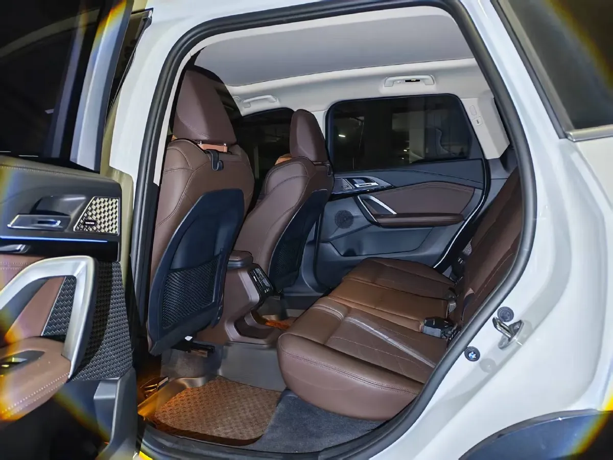 2024 BMW X1 2.0T 204HP L4 7DCT,autocango,china used car exporter,china ev exporter,chinese used car exporter,chinese used ev exporter