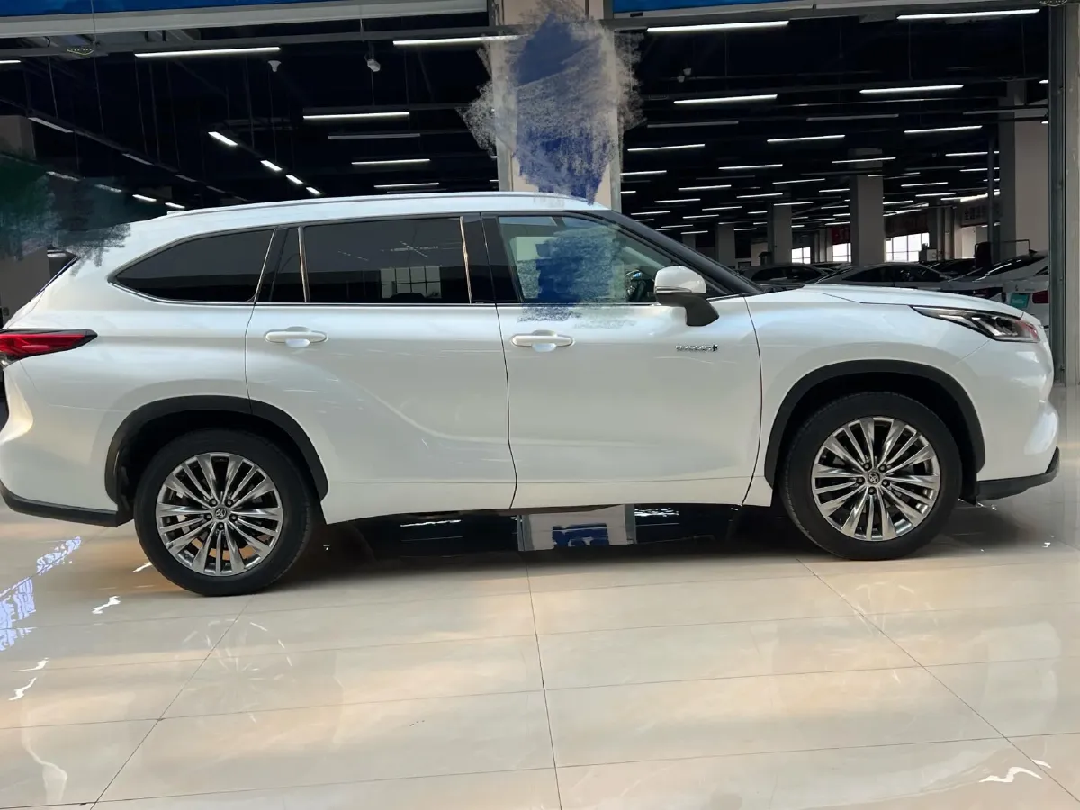 2022 Toyota Highlander 2.5L 192HP L4 E-CVT Hybrid,autocango,china used car exporter,china ev exporter,chinese used car exporter,chinese used ev exporter