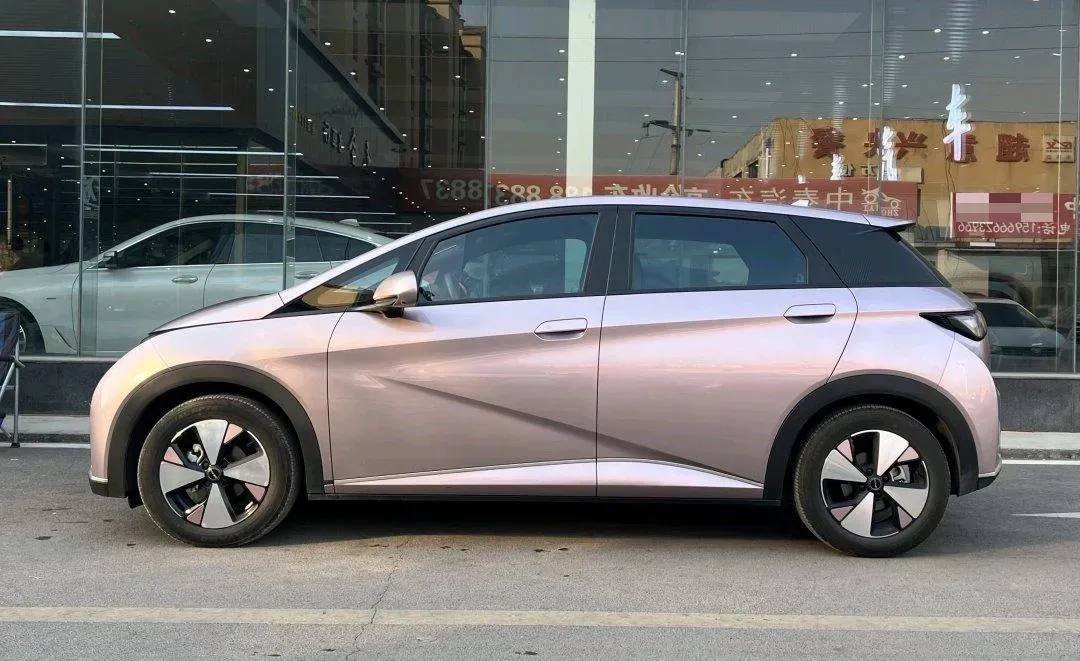 2023 BYD Dolphin BEV 44.928KWH,autocango,china used car exporter,china ev exporter,chinese used car exporter,chinese used ev exporter