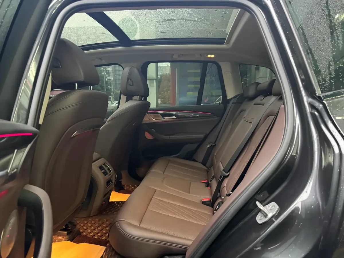 2022 BMW X3 2.0T 184HP L4 8AT,autocango,china used car exporter,china ev exporter,chinese used car exporter,chinese used ev exporter