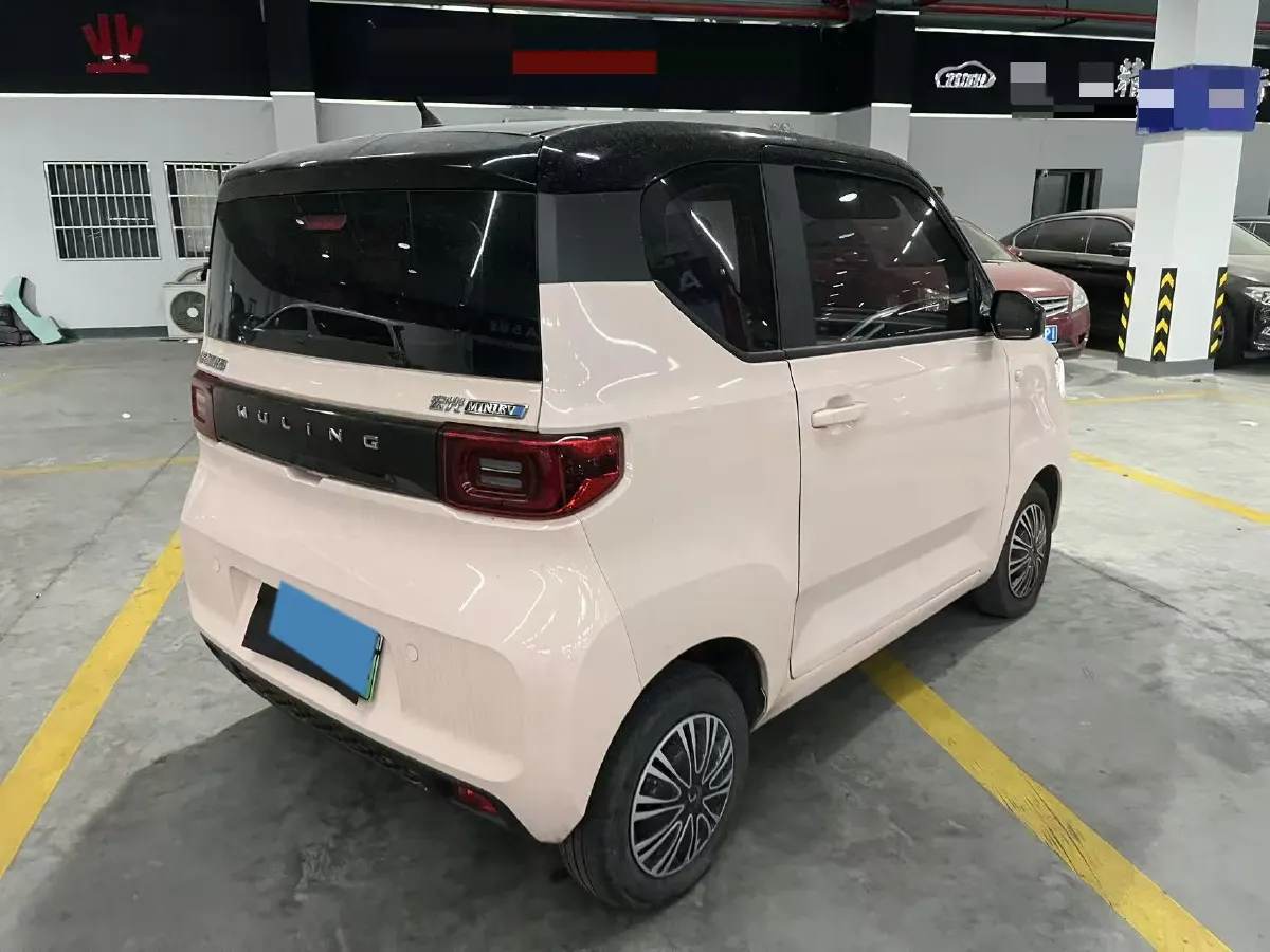 2022 WuLing HongGuang MINI EV BEV 9KWH,autocango,china used car exporter,china ev exporter,chinese used car exporter,chinese used ev exporter