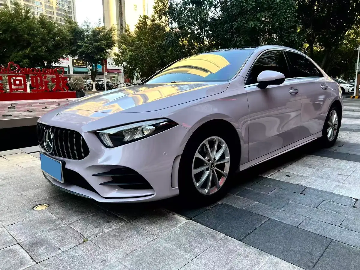 2020 Mercedes-Benz A Class 1.3T 163HP L4 7DCT