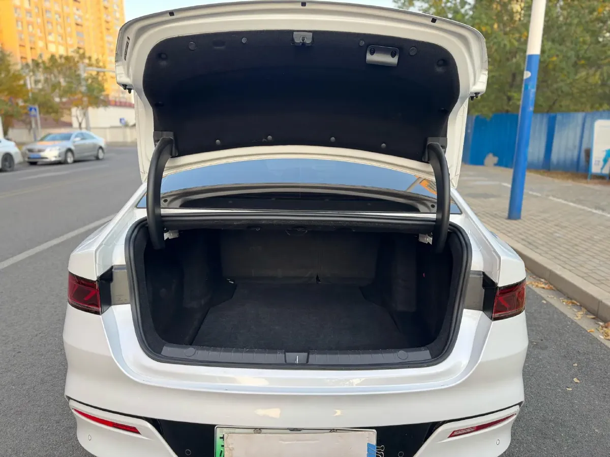 2024 BYD Qin Plus 1.5L 110HP L4 E-CVT PHEV 18.32KWH,autocango,china used car exporter,china ev exporter,chinese used car exporter,chinese used ev exporter