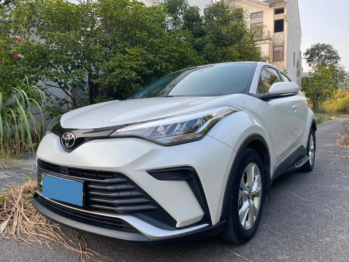 2021 Toyota Izoa 2.0L 171HP L4 CVT