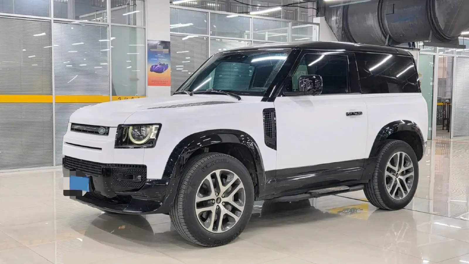 2023 Land Rover Defender 3.0T 400HP L6 8AT