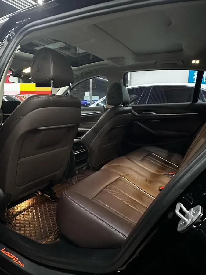 2020 BMW 5 Series 2.0T 252HP L4 8AT,autocango,china used car exporter,china ev exporter,chinese used car exporter,chinese used ev exporter