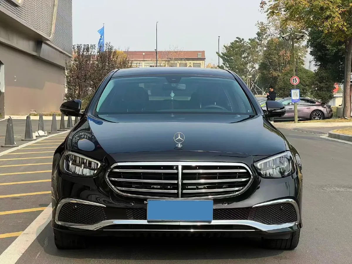 2022 Mercedes-Benz E Class 2.0T 258HP L4 9AT,autocango,china used car exporter,china ev exporter,chinese used car exporter,chinese used ev exporter