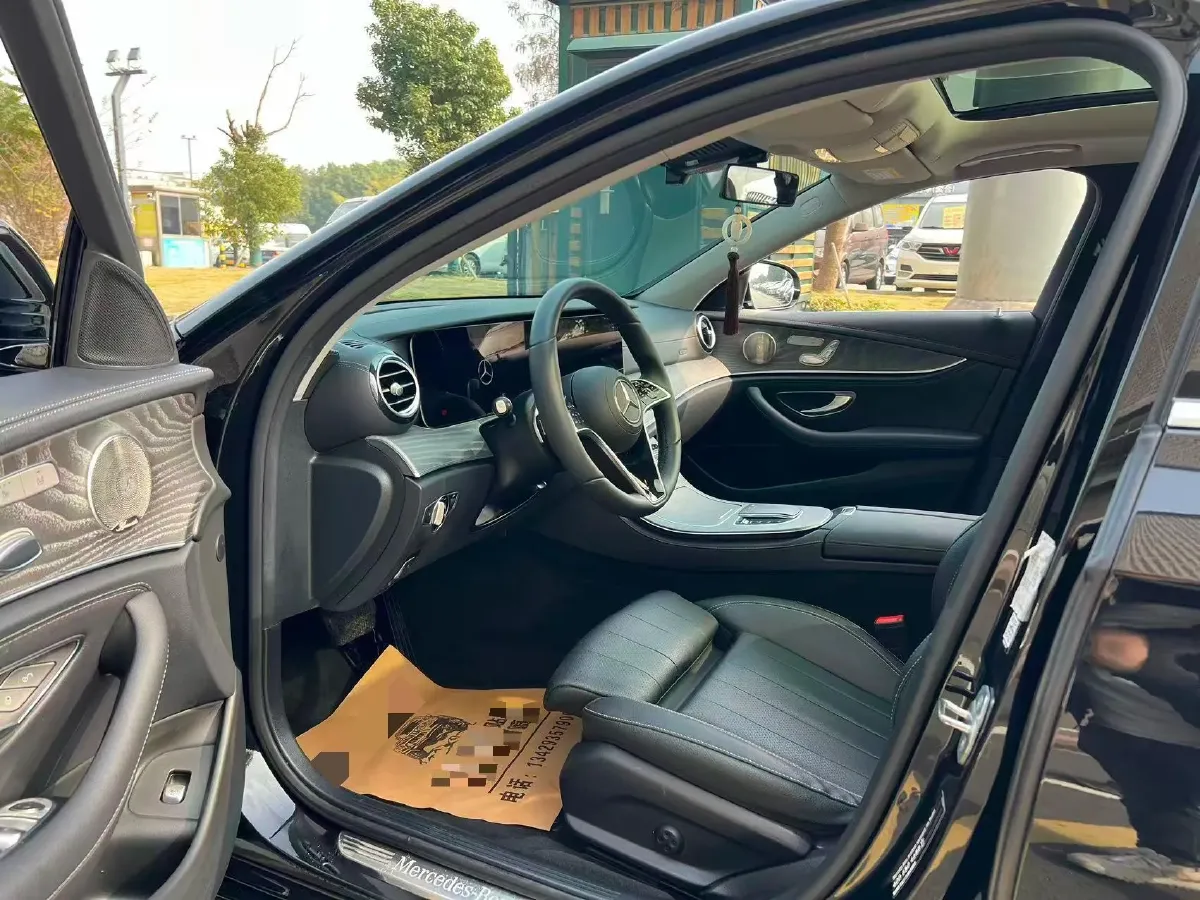 2022 Mercedes-Benz E Class 2.0T 258HP L4 9AT,autocango,china used car exporter,china ev exporter,chinese used car exporter,chinese used ev exporter