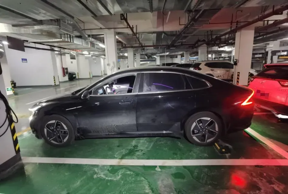 2024 WuLing XingGuang BEV 54.5KWH,autocango,china used car exporter,china ev exporter,chinese used car exporter,chinese used ev exporter