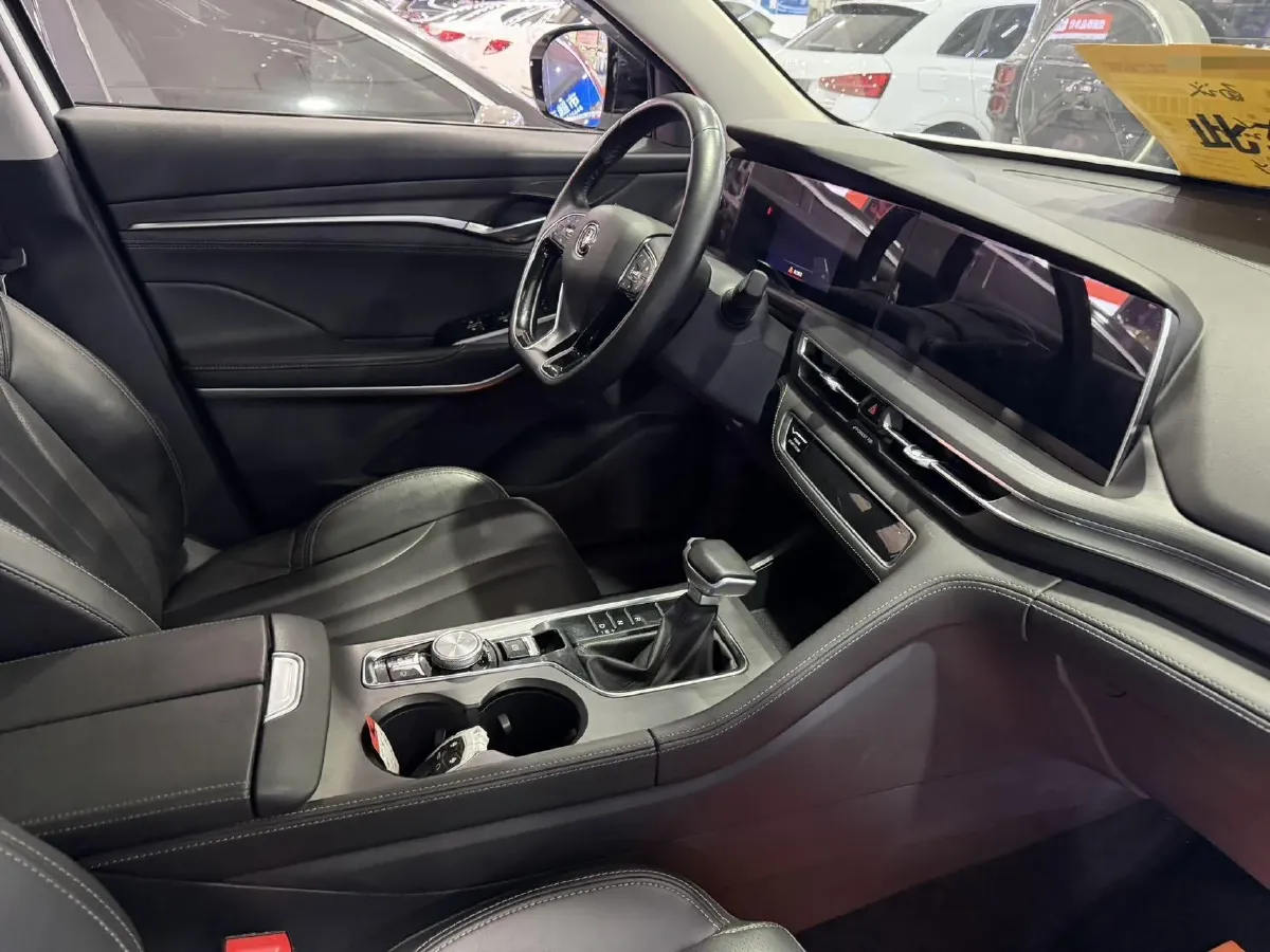 2021 ChangAn CS75 Plus 1.5T 178HP L4 6AT,autocango,china used car exporter,china ev exporter,chinese used car exporter,chinese used ev exporter