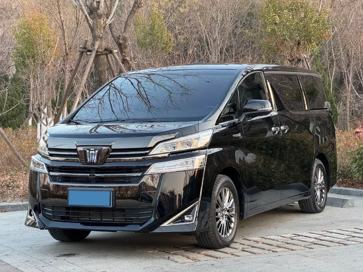 2023 Toyota Vellfire 2.5L 117HP L4 E-CVT Hybrid