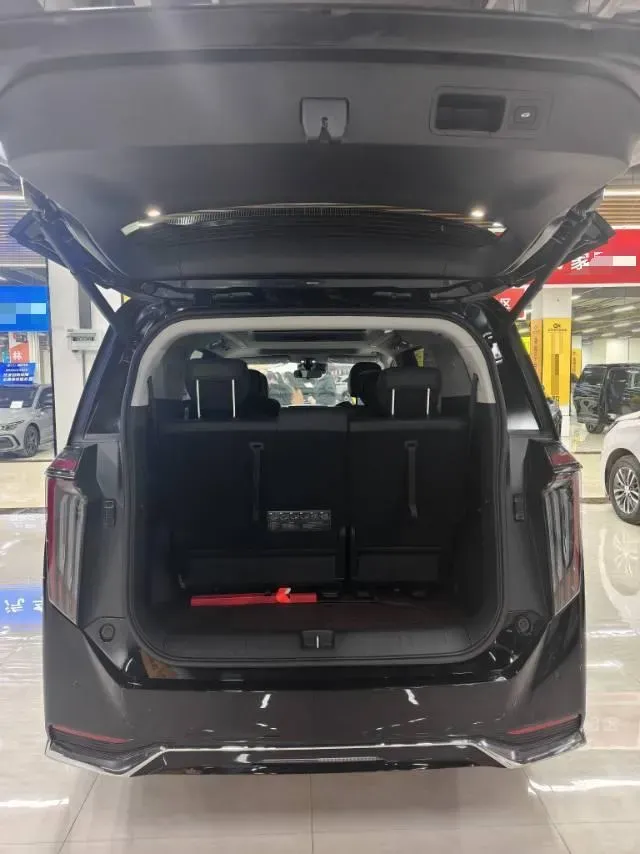 2024 GAC Trumpchi M8 2.0T 252HP L4 8AT,autocango,china used car exporter,china ev exporter,chinese used car exporter,chinese used ev exporter