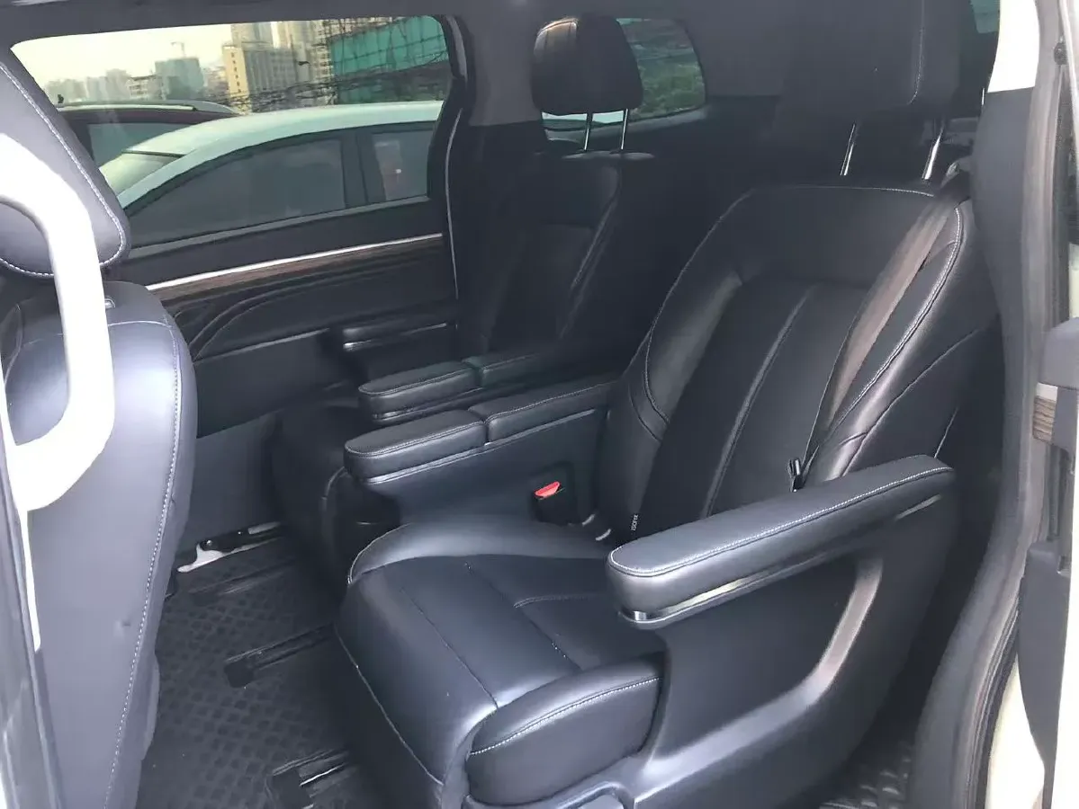 2021 GAC Trumpchi M8 2.0T 252HP L4 8AT,autocango,china used car exporter,china ev exporter,chinese used car exporter,chinese used ev exporter