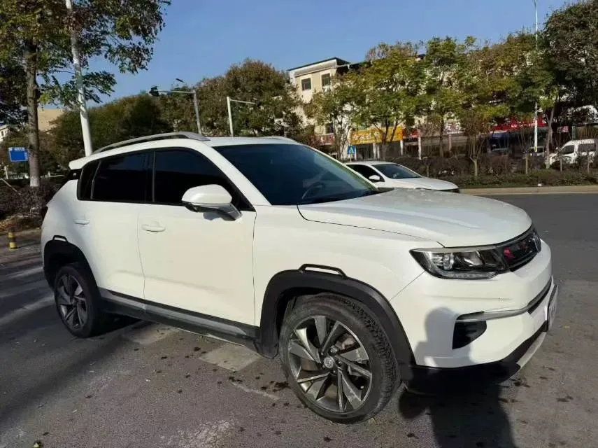 2019 ChangAn CS35 Plus 1.4T 158HP L4 7DCT,autocango,china used car exporter,china ev exporter,chinese used car exporter,chinese used ev exporter