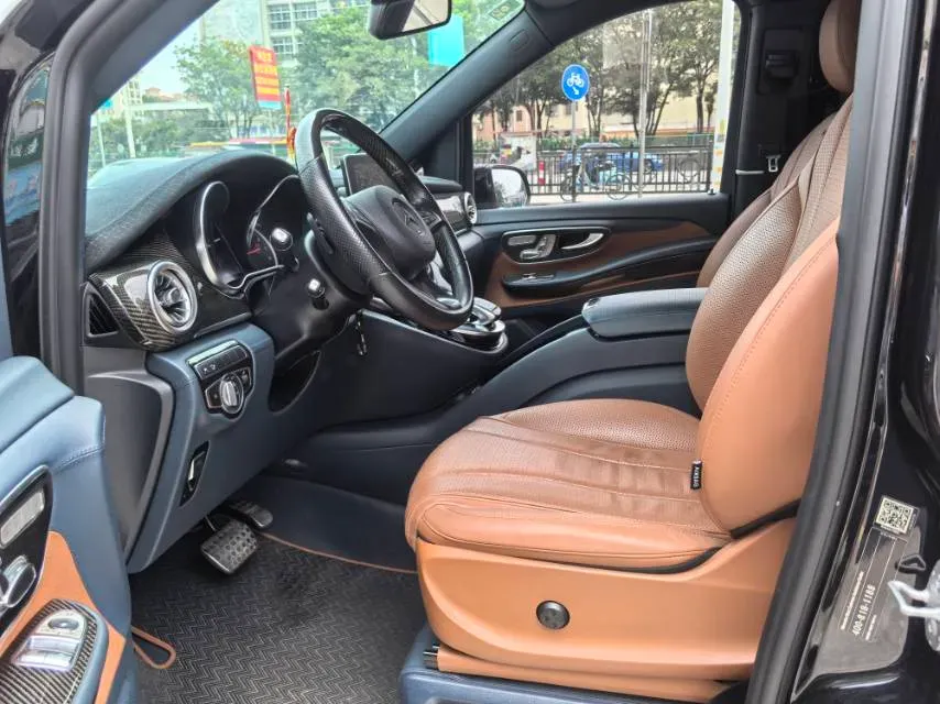 2018 Mercedes-Benz V Class 2.0T 211HP L4 7AT,autocango,china used car exporter,china ev exporter,chinese used car exporter,chinese used ev exporter