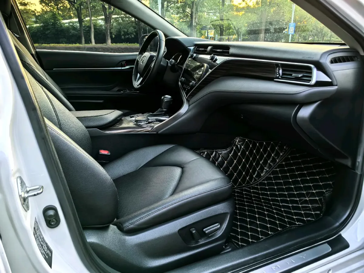 2019 Toyota Camry 2.0L 178HP L4 CVT,autocango,china used car exporter,china ev exporter,chinese used car exporter,chinese used ev exporter