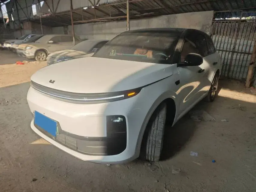 2025 Li L6 Range Extended 154HP L4 REEV