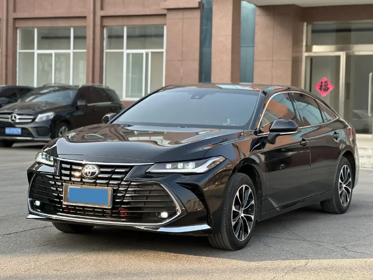 2023 Toyota Avalon 2.0L 177HP L4 CVT