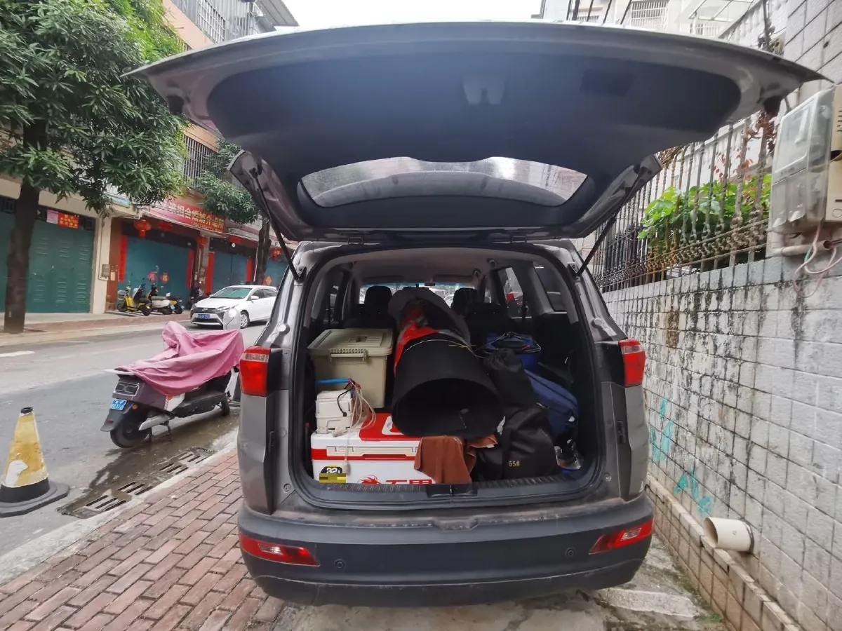 2018 WuLing HongGuang S3 1.5L 112HP L4 6MT,autocango,china used car exporter,china ev exporter,chinese used car exporter,chinese used ev exporter