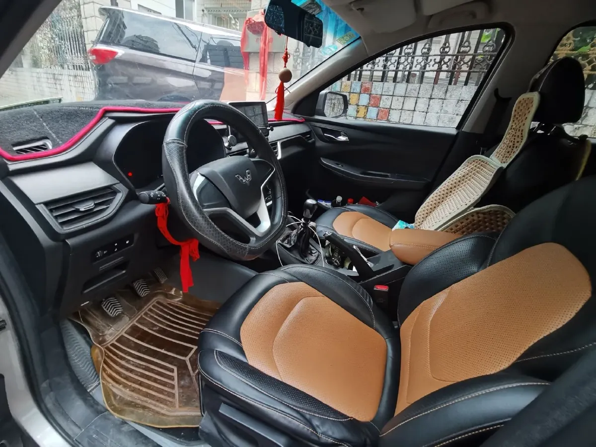 2018 WuLing HongGuang S3 1.5L 112HP L4 6MT,autocango,china used car exporter,china ev exporter,chinese used car exporter,chinese used ev exporter