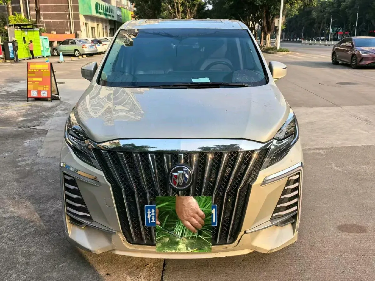 2022 Buick GL8 2.0T 237HP L4 9AT,autocango,china used car exporter,china ev exporter,chinese used car exporter,chinese used ev exporter