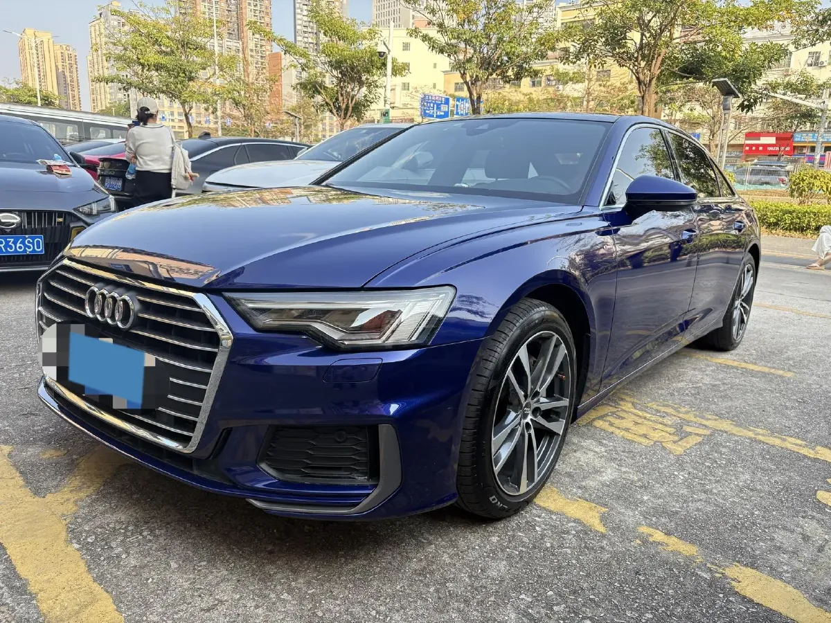2020 Audi A6L 2.0T 190HP L4 7DCT,autocango,china used car exporter,china ev exporter,chinese used car exporter,chinese used ev exporter