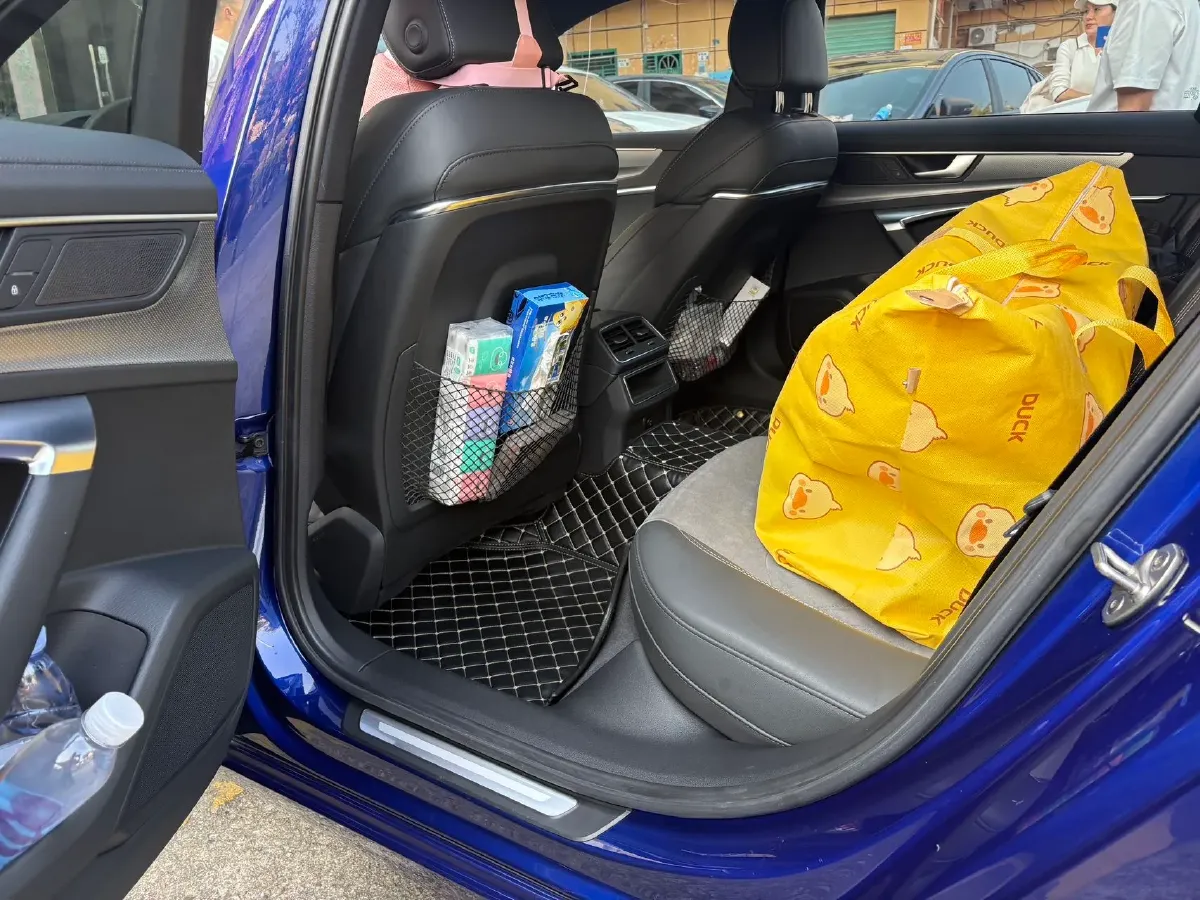 2020 Audi A6L 2.0T 190HP L4 7DCT,autocango,china used car exporter,china ev exporter,chinese used car exporter,chinese used ev exporter