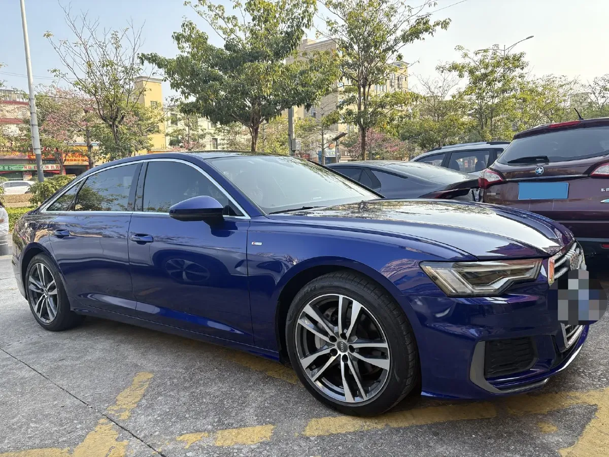 2020 Audi A6L 2.0T 190HP L4 7DCT,autocango,china used car exporter,china ev exporter,chinese used car exporter,chinese used ev exporter