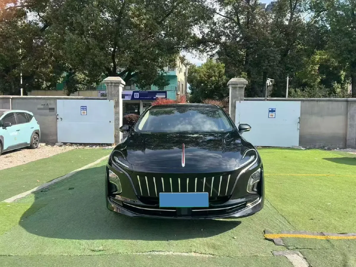 2022 HongQi E-QM5 BEV 54KWH,autocango,china used car exporter,china ev exporter,chinese used car exporter,chinese used ev exporter