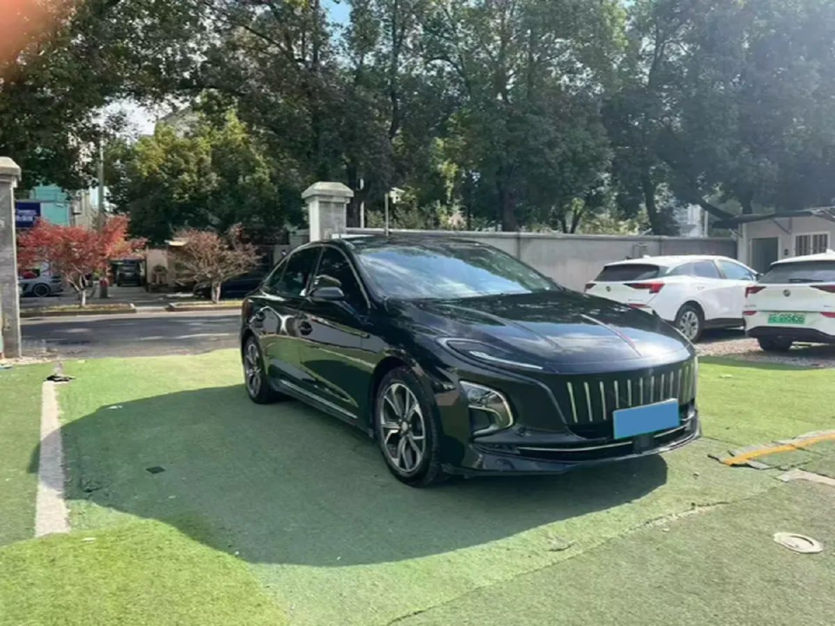 2022 HongQi E-QM5 BEV 54KWH,autocango,china used car exporter,china ev exporter,chinese used car exporter,chinese used ev exporter