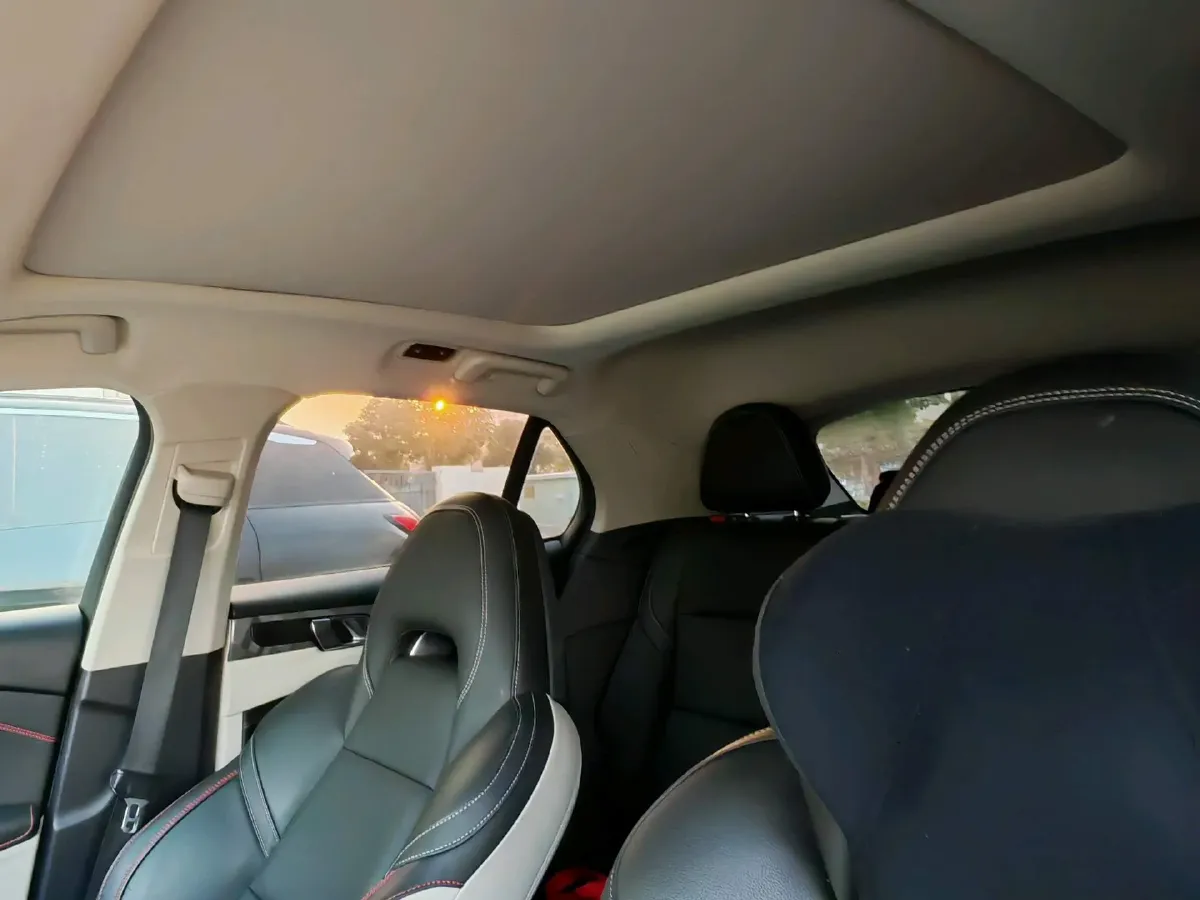 2018 Geely Emgrand GT 1.5T 180HP L3 7DCT,autocango,china used car exporter,china ev exporter,chinese used car exporter,chinese used ev exporter