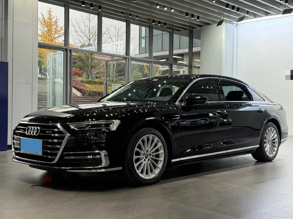 2022 Audi A8 3.0T 286HP V6 8AT