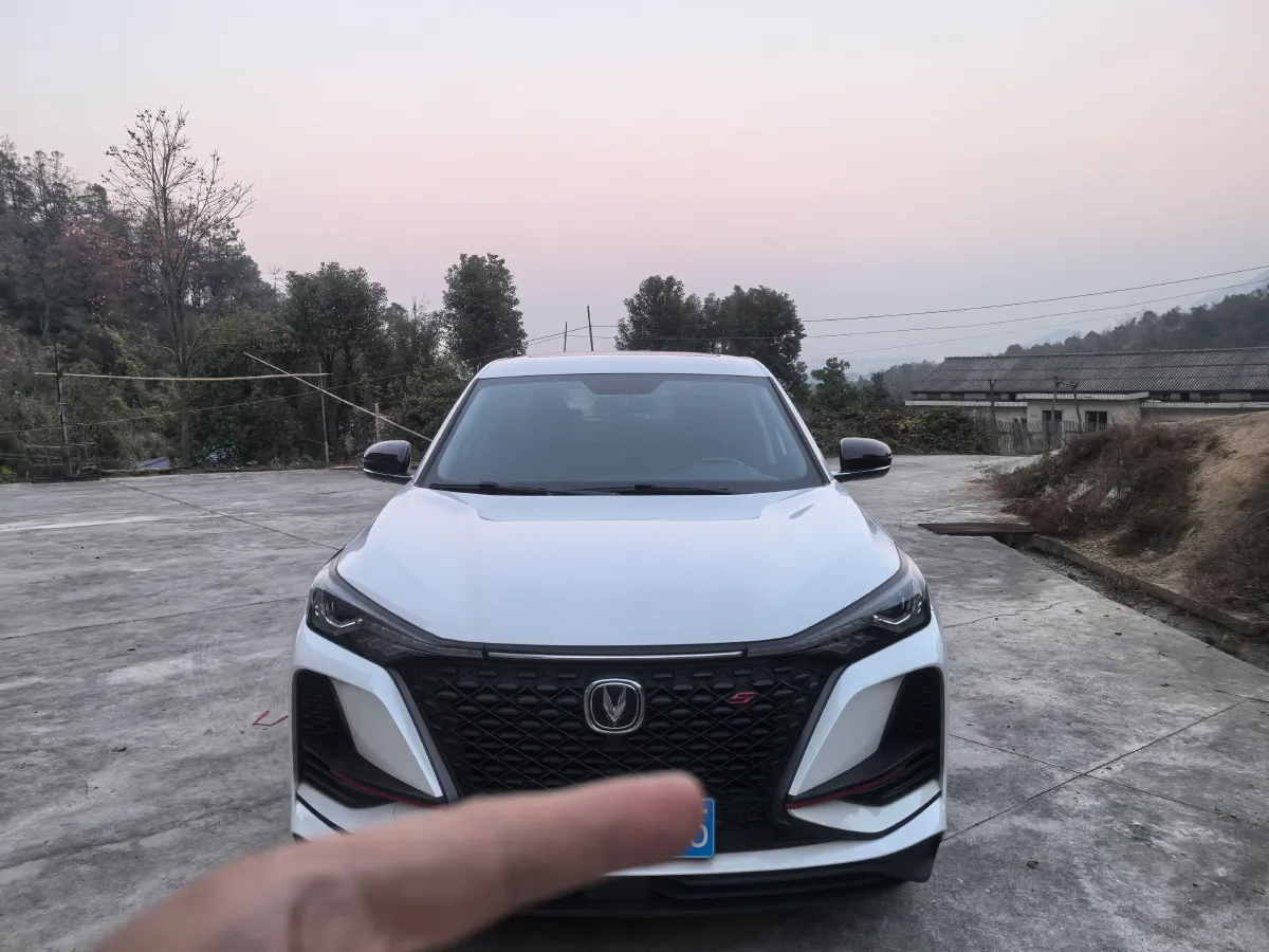 2020 ChangAn CS75 Plus 1.5T 178HP L4 6AT,autocango,china used car exporter,china ev exporter,chinese used car exporter,chinese used ev exporter