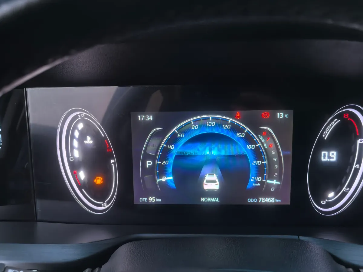 2020 ChangAn CS75 Plus 1.5T 178HP L4 6AT,autocango,china used car exporter,china ev exporter,chinese used car exporter,chinese used ev exporter