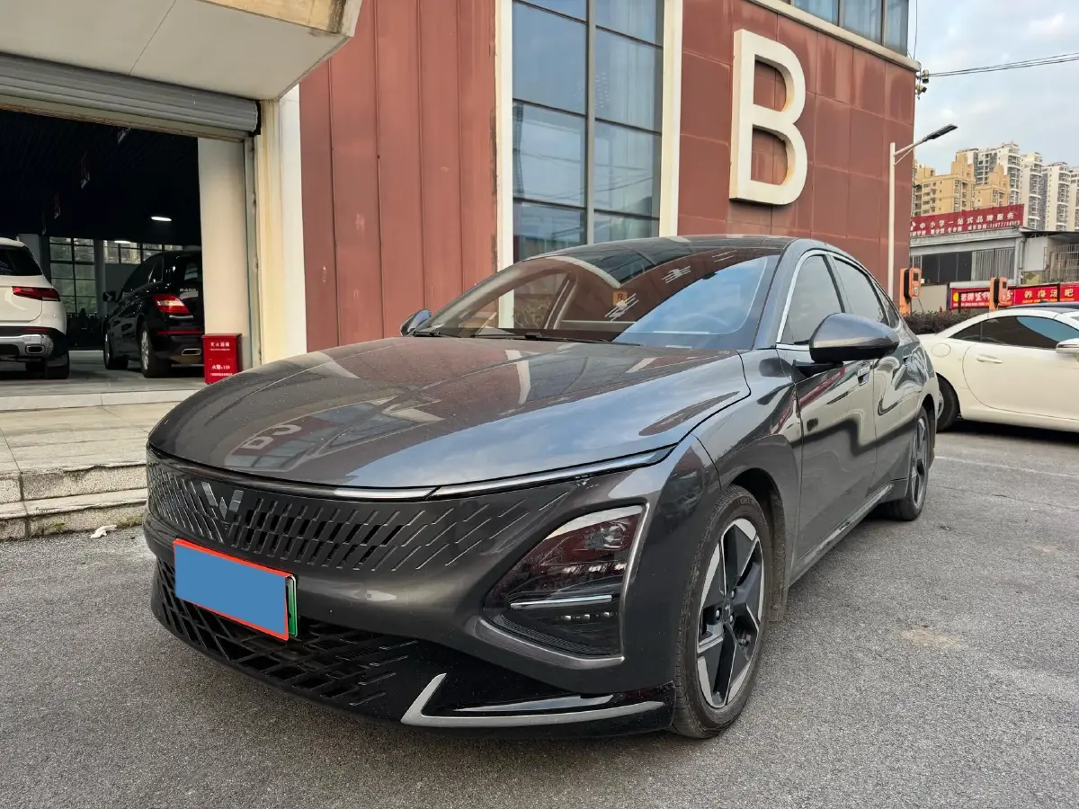 2023 WuLing XingGuang 1.5L 106HP L4 E-CVT PHEV 20.5KWH