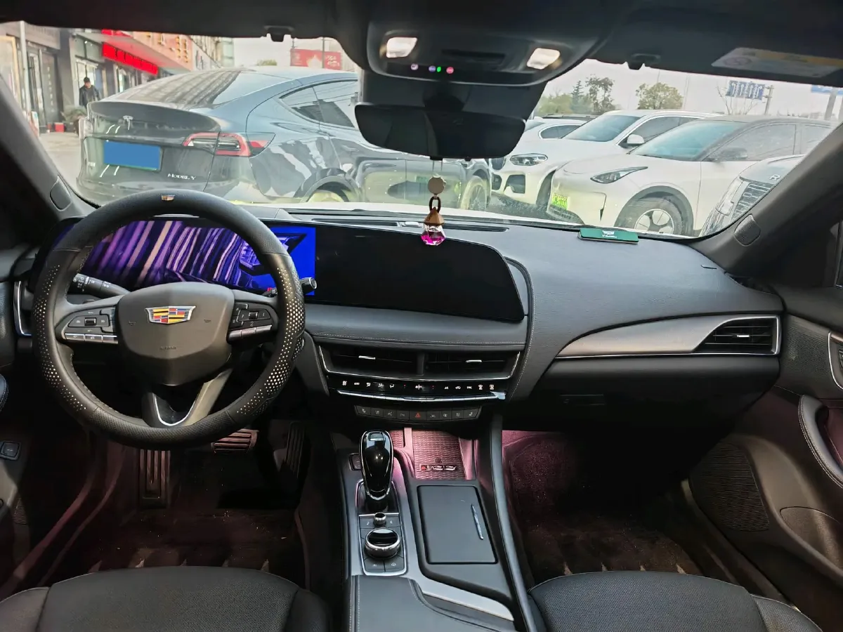 2024 Cadillac CT5 2.0T 237HP L4 10AT,autocango,china used car exporter,china ev exporter,chinese used car exporter,chinese used ev exporter