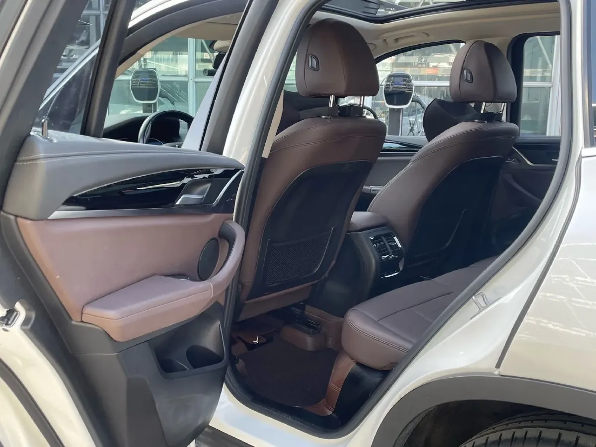 2021 BMW X3 2.0T 184HP L4 8AT,autocango,china used car exporter,china ev exporter,chinese used car exporter,chinese used ev exporter