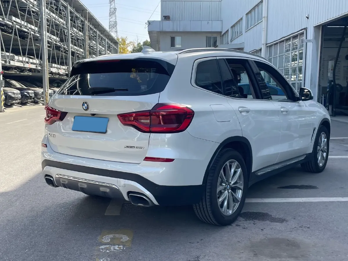 2021 BMW X3 2.0T 184HP L4 8AT,autocango,china used car exporter,china ev exporter,chinese used car exporter,chinese used ev exporter