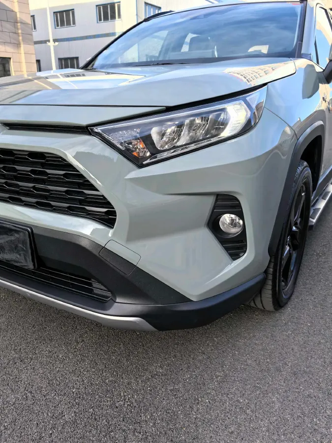 2021 Toyota RAV4 2.5L 178HP L4 E-CVT Hybrid,autocango,china used car exporter,china ev exporter,chinese used car exporter,chinese used ev exporter