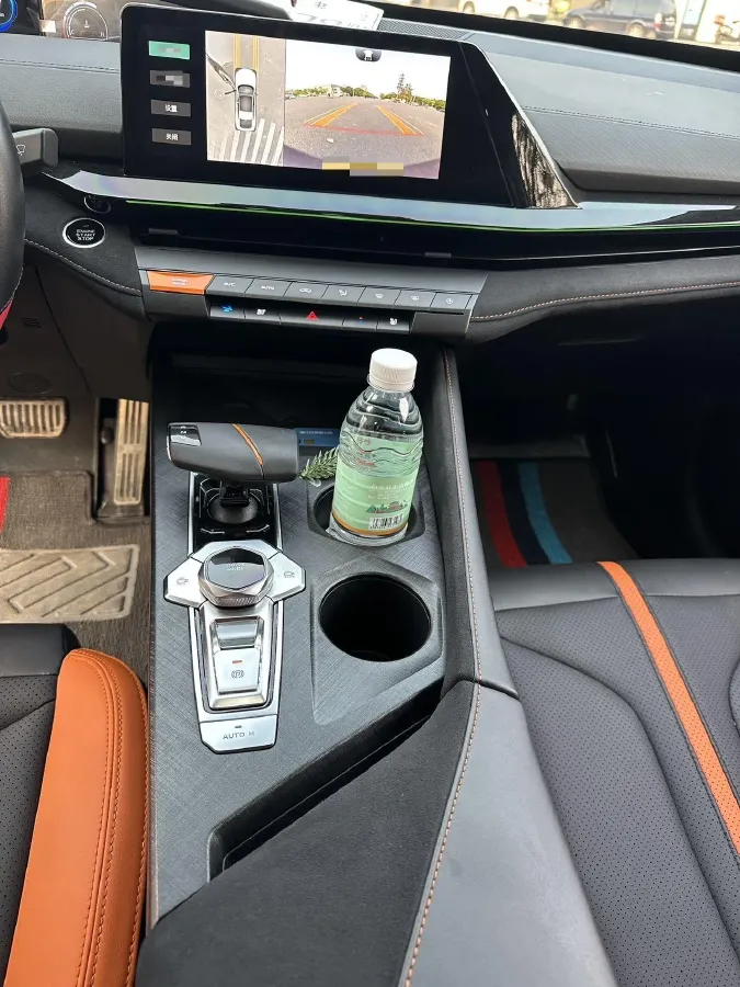 2024 ChangAn UNI-V 1.5T 188HP L4 7DCT,autocango,china used car exporter,china ev exporter,chinese used car exporter,chinese used ev exporter