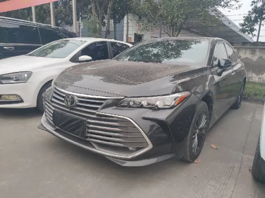 2019 Toyota Avalon 2.5L 209HP L4 8AT
