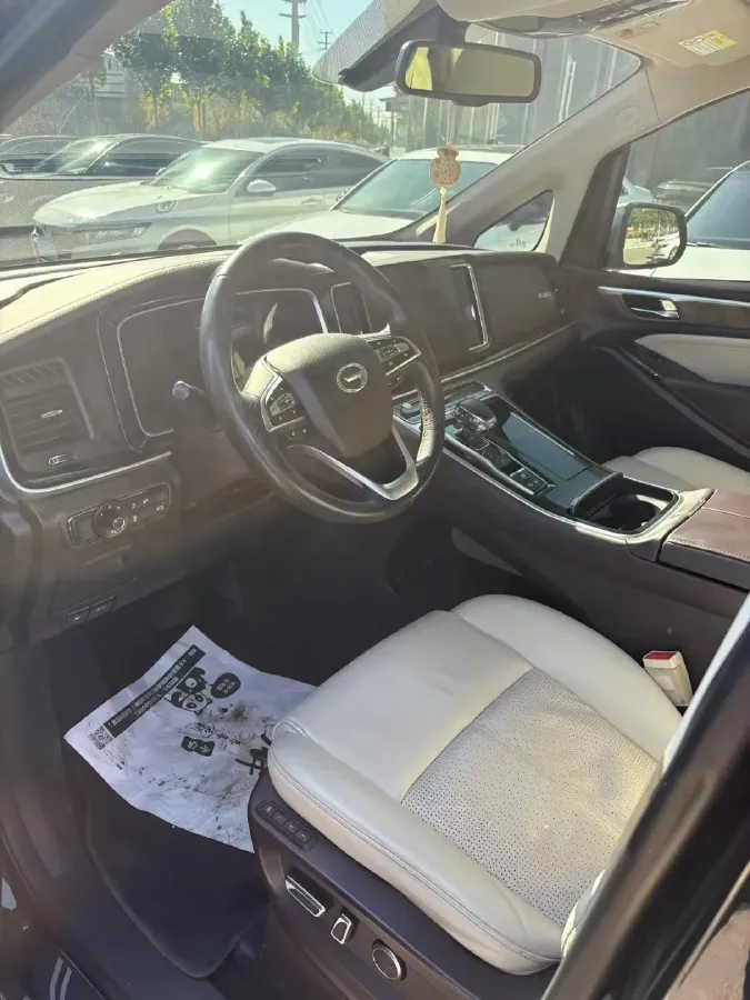 2021 GAC Trumpchi M8 2.0T 252HP L4 8AT,autocango,china used car exporter,china ev exporter,chinese used car exporter,chinese used ev exporter