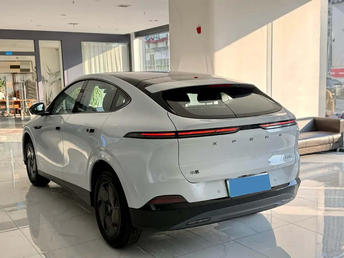 2025 Xpeng G6 BEV 68.5KWH,autocango,china used car exporter,china ev exporter,chinese used car exporter,chinese used ev exporter