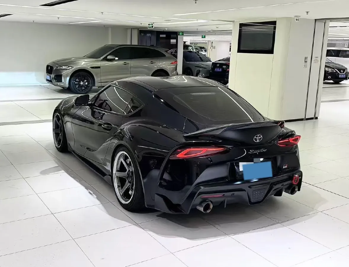 2021 Toyota Supra 3.0T 340HP L6 8AT,autocango,china used car exporter,china ev exporter,chinese used car exporter,chinese used ev exporter