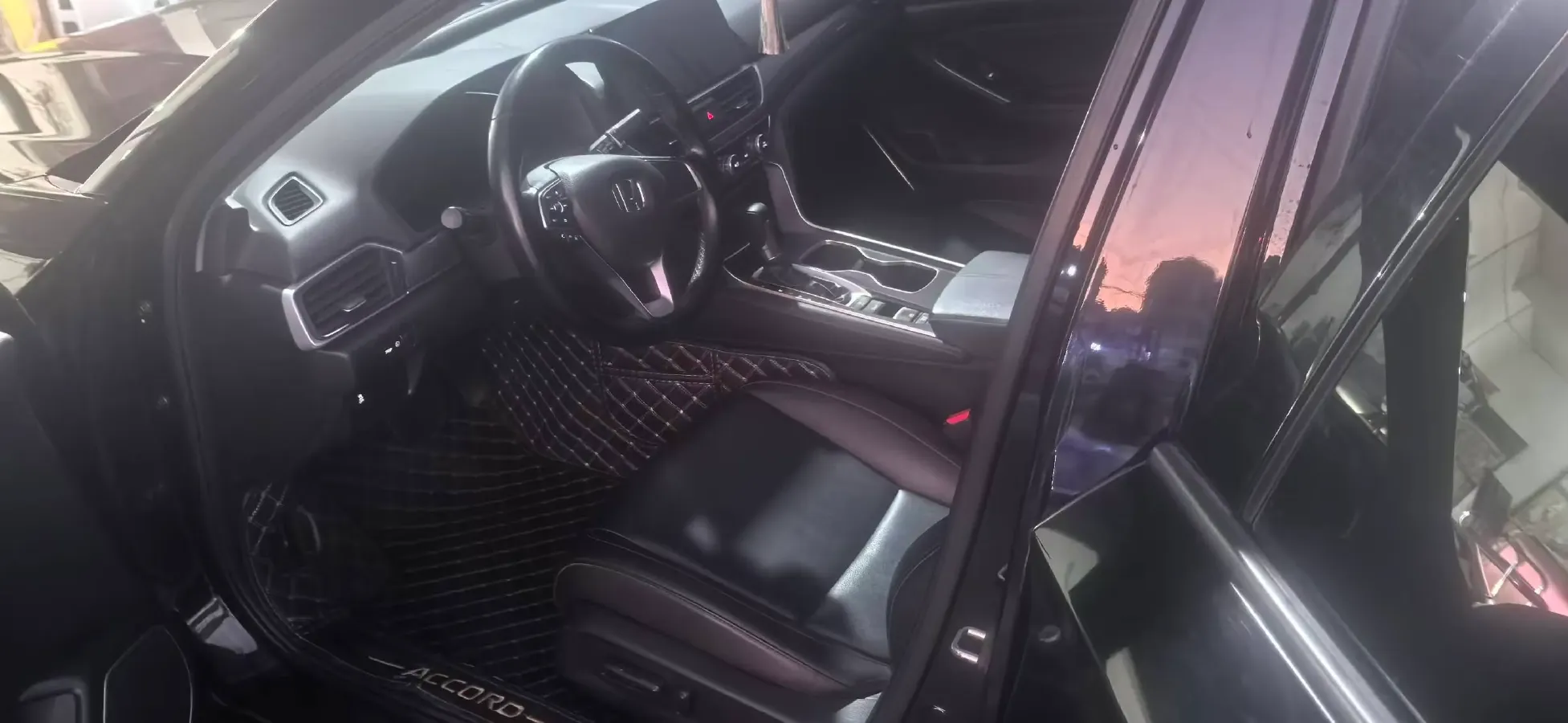 2022 Honda Accord 1.5T 194HP L4 CVT,autocango,china used car exporter,china ev exporter,chinese used car exporter,chinese used ev exporter