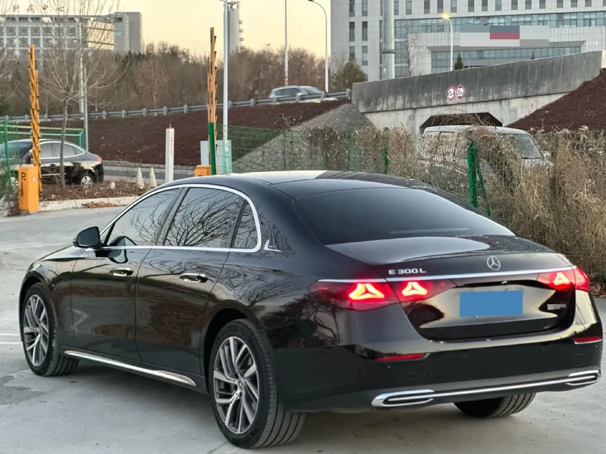 2024 Mercedes-Benz E Class 2.0T 258HP L4 9AT,autocango,china used car exporter,china ev exporter,chinese used car exporter,chinese used ev exporter