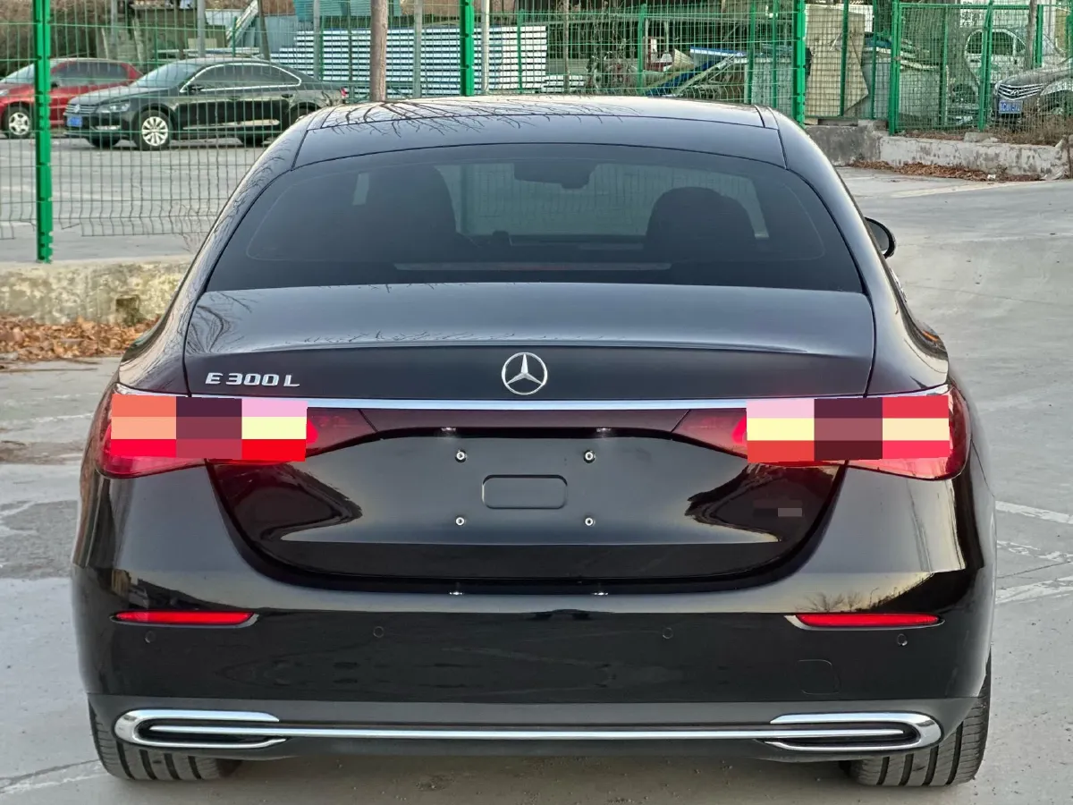 2024 Mercedes-Benz E Class 2.0T 258HP L4 9AT,autocango,china used car exporter,china ev exporter,chinese used car exporter,chinese used ev exporter