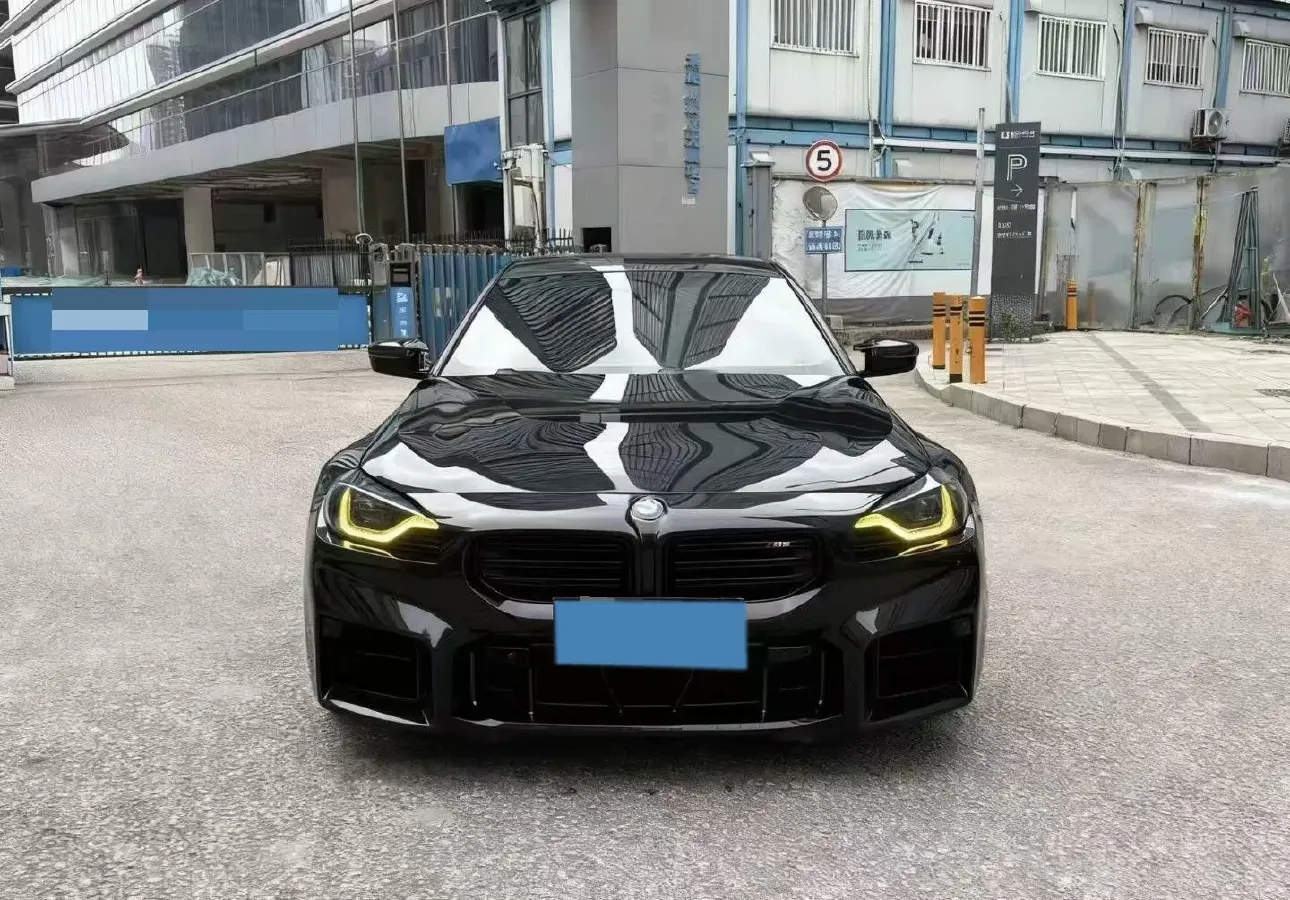2023 BMW M2 3.0T 460HP L6 8AT,autocango,china used car exporter,china ev exporter,chinese used car exporter,chinese used ev exporter