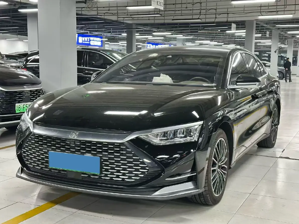 2020 WEY VV7 2.0T 227HP L4 7DCT PHEV